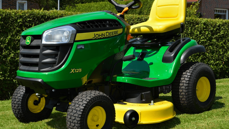 Riding lawn mower financing header image.